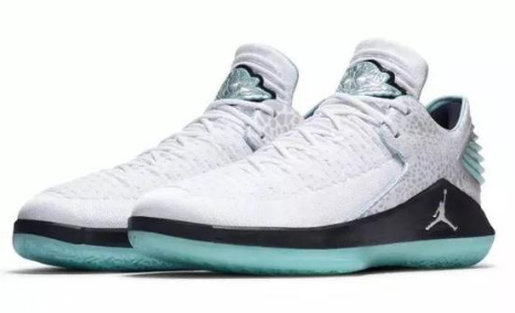 air jordan 32 low郭艾倫球員專(zhuān)屬版多少錢(qián)？