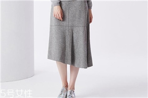 2022年流行什么樣的半身裙？做個(gè)撩人的時(shí)髦精