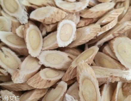 黃芪是什么味道？有點(diǎn)大豆味