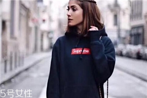 supreme衛(wèi)衣正品多少錢？全球哄搶的品牌