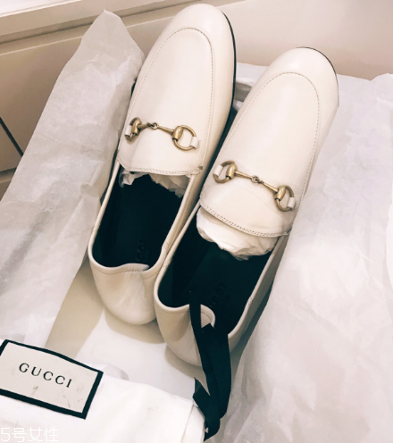 gucci樂福鞋多少錢？美貌與實穿并存