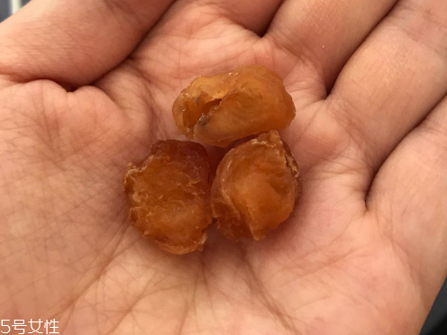 桂圓肉怎么吃最好？燉湯直接吃都可以