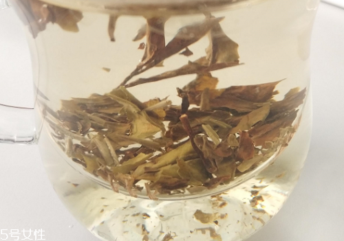 白牡丹茶多少錢一斤？180元左右