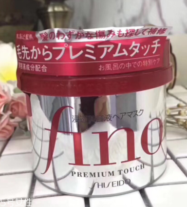 護(hù)發(fā)素沒洗干凈會怎樣？護(hù)發(fā)素殘留會導(dǎo)致脫發(fā)嗎？