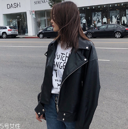 皮衣起褶子怎么辦？皮衣穿著要注意