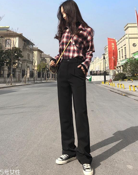 腿短穿什么褲子好看？這三款專治腿不夠長(zhǎng)