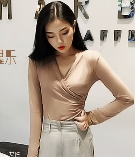微胖女生春天怎么穿好看？讓你視覺(jué)上小一圈