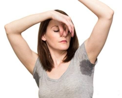 女生體味重是什么原因？越老越重口味