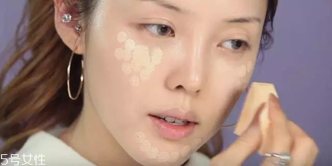 怎么控油簡單有效？四個方法和油膩脫妝分手