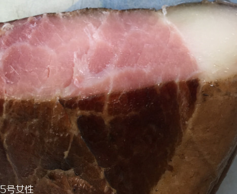 煙熏臘肉會(huì)致癌嗎？別大量吃就行
