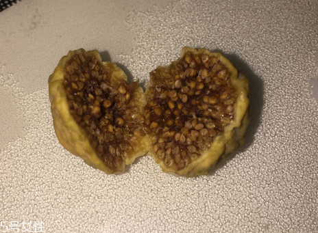 無花果干是什么味道？味道甜甜的