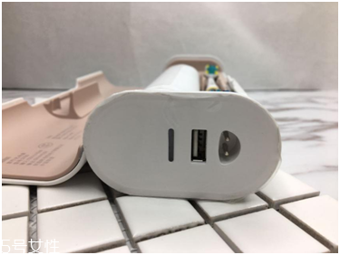 歐樂b電動牙刷怎么樣？四個刷頭很好用