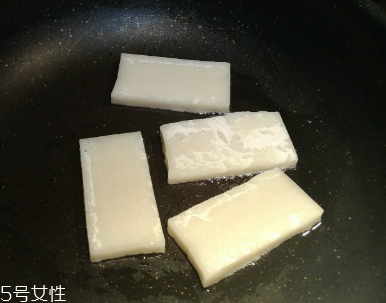 椰子油是怎么做的？從椰肉里提取