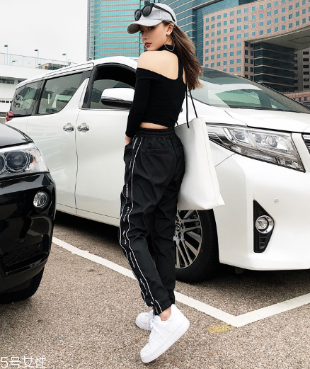 運(yùn)動褲分男女嗎？運(yùn)動褲男女有別