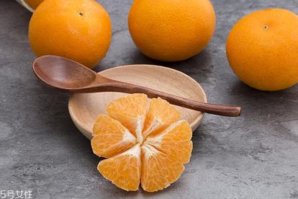 柑橘香的香水哪個最好？夏日清甜香水味