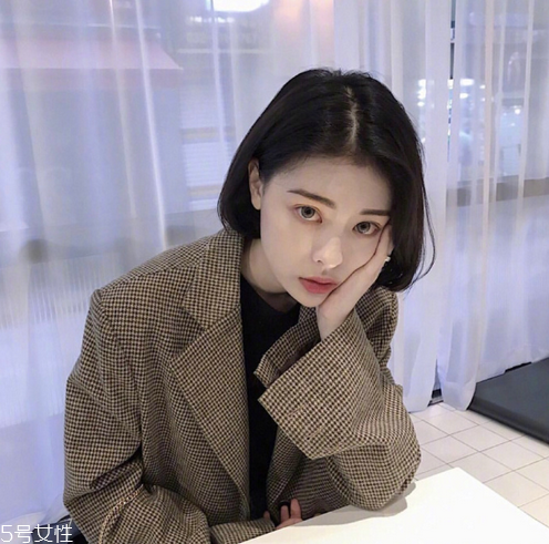 2022年最流行什么發(fā)型女 好看又顯氣質