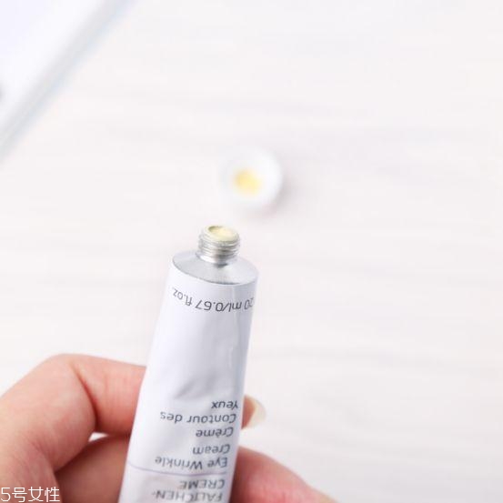 第一次用眼霜用什么好？眼部衰老從此不復存在