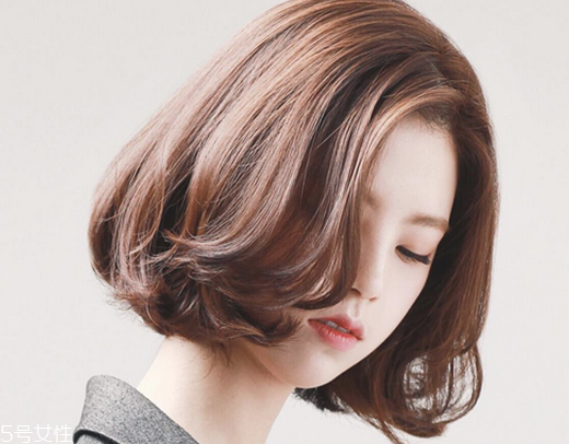 2022年最流行什么發(fā)型女 好看又顯氣質