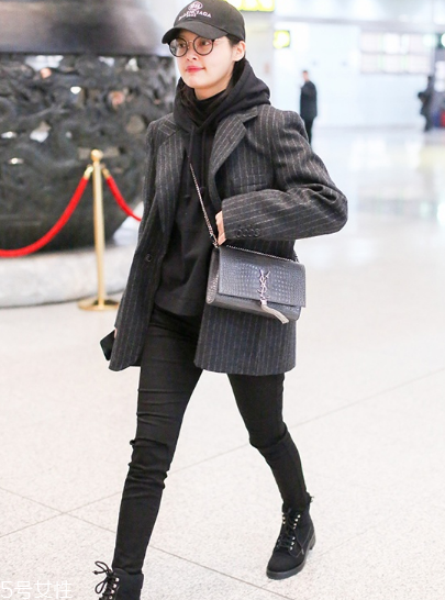 棒球帽怎么搭配衣服？素顏也能hold住
