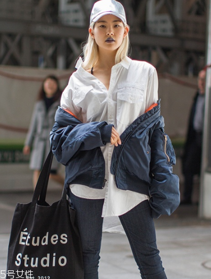 棒球帽怎么搭配衣服？素顏也能hold住