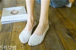 襪子會傳染腳氣嗎？穿襪子要注意衛(wèi)生