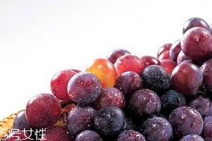 葡萄籽不能和什么一起吃？