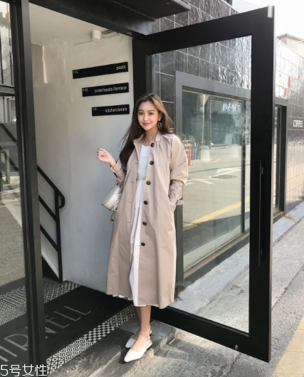 連衣裙配什么外套？讓你甜美又減齡