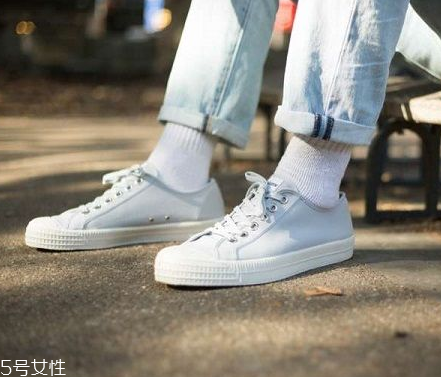 novesta可以在哪里買？來(lái)自中歐的手工品牌