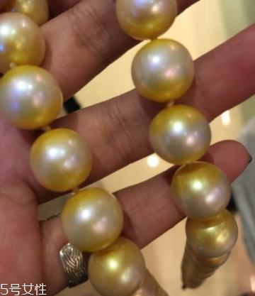 南洋金珠會(huì)掉色嗎？南洋金珠掉色的原因