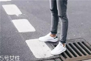 小白鞋開(kāi)膠了怎么辦？一招拯救開(kāi)膠小白鞋