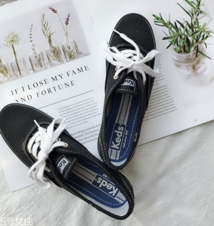 keds帆布鞋碼偏大嗎？keds鞋碼挑選方法