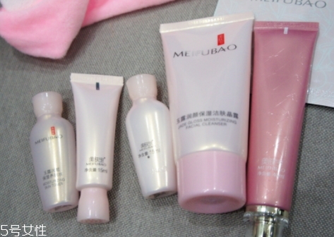 美膚寶和御泥坊哪個好？美膚寶和御泥坊品牌對比