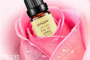 玫瑰精油可以抹頭發(fā)嗎？玫瑰精油怎么抹頭發(fā)