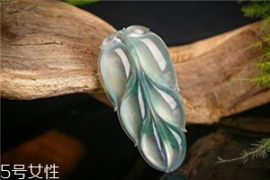 翡翠葉子的寓意是什么？翡翠樹葉寓意介紹