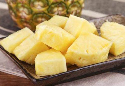 菠蘿里面發(fā)黑能吃嗎？切開(kāi)菠蘿里面是黑色的怎么回事？