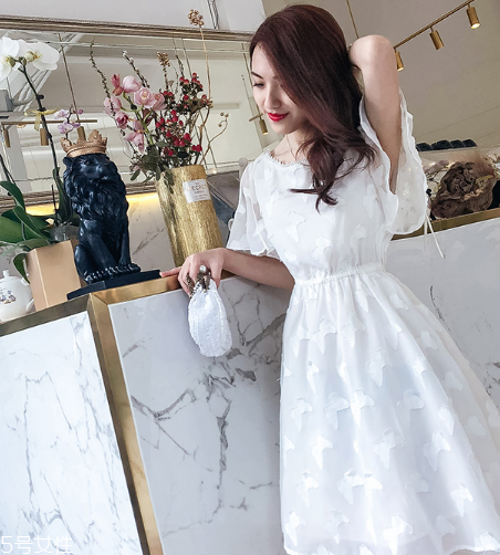高瘦女生穿什么連衣裙？最適合高瘦女生的連衣裙款式