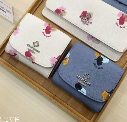 錢包染色了怎么辦？錢包染色解決方法