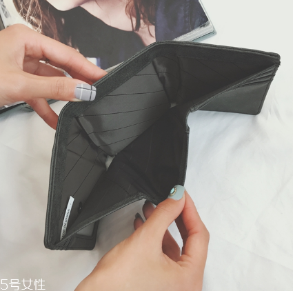 錢包什么顏色招財聚財？招財錢包顏色推薦