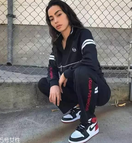 aj 1黑腳趾是什么皮？aj 1黑腳趾皮質(zhì)介紹