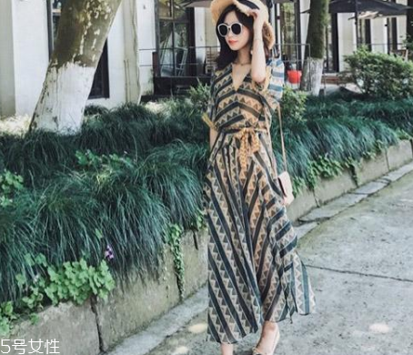 腿粗的女生夏天穿什么？腿粗女生夏季穿搭技巧
