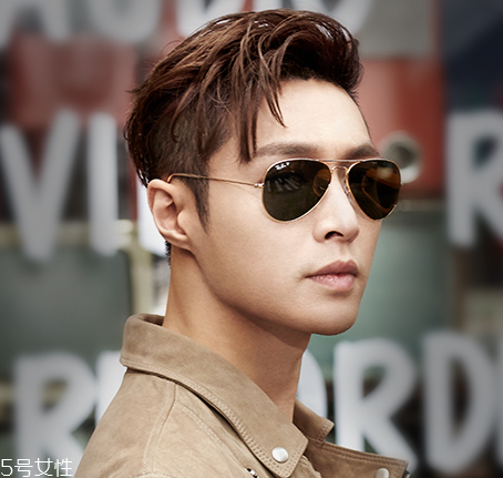 男生戴什么墨鏡好看？適合男生戴的墨鏡