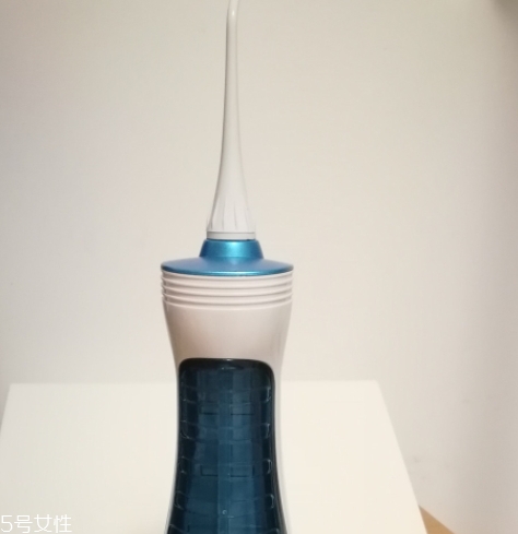 沖牙器能代替牙刷嗎？用沖牙器要刷牙嗎