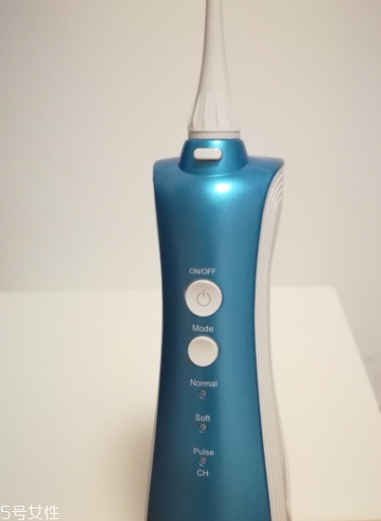 沖牙器能代替牙刷嗎？用沖牙器要刷牙嗎