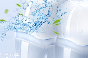 沖牙器和牙線哪個好？沖牙器和牙線的優(yōu)缺點