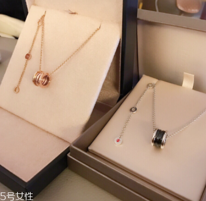 項鏈是黃金還是鉑金好？項鏈買黃金還是鉑金