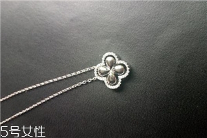 項(xiàng)鏈s925是銀還是白金？項(xiàng)鏈s925屬于白金還是銀