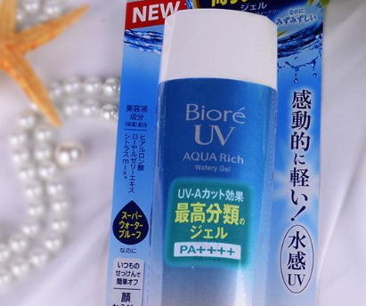 防曬啫喱是什么？防曬啫喱和防曬乳液的區(qū)別