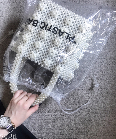 shrimps珍珠包多少錢(qián)？shrimps珍珠包包價(jià)格