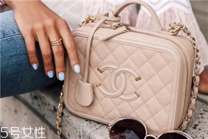 chanel相機(jī)包多少錢？香奈兒相機(jī)包價(jià)格