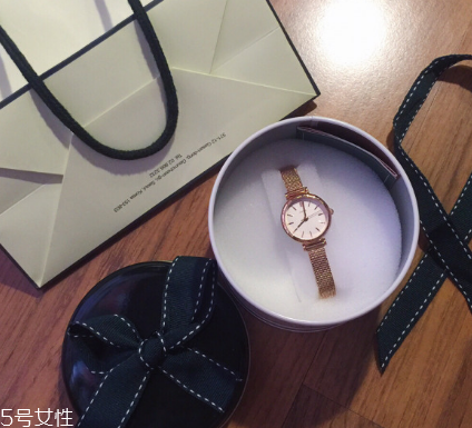 lloyd手表多少錢？lloyd手表官網(wǎng)價(jià)格